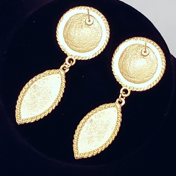 Gold Tone Vintage Plaid Dangles Red Navy Green - Picture 5 of 7